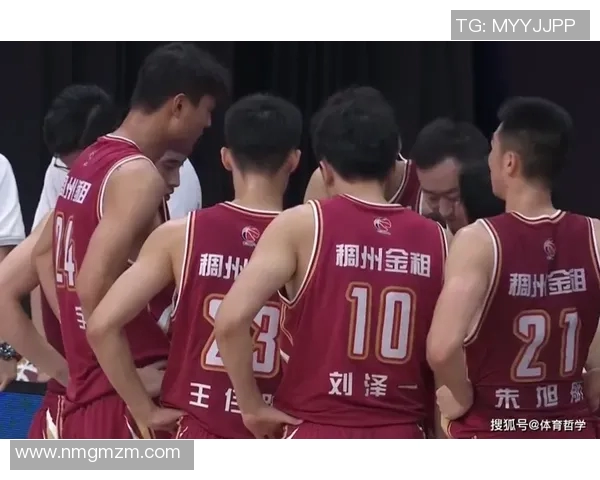 成都飞盘队进攻分析与失误反思提升球队整体实力的关键因素