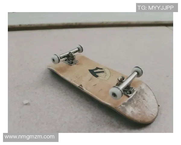 陈静独家分享滑板心得与技巧助你轻松掌握滑板运动的乐趣与挑战 陈静独家分享滑板心得与技巧助你轻松掌握滑板运动的乐趣与挑战