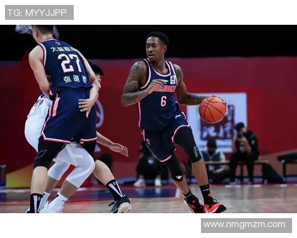 马尚布鲁克斯的篮球之路与传奇人生探秘 马尚布鲁克斯的篮球之路与传奇人生探秘