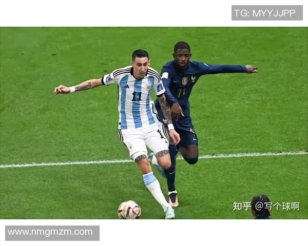 万隆与巴日托的精彩对决揭示了两队的实力与战术博弈 万隆与巴日托的精彩对决揭示了两队的实力与战术博弈